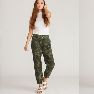 DRIFTWOOD Camo Camouflage Joggers Size Large